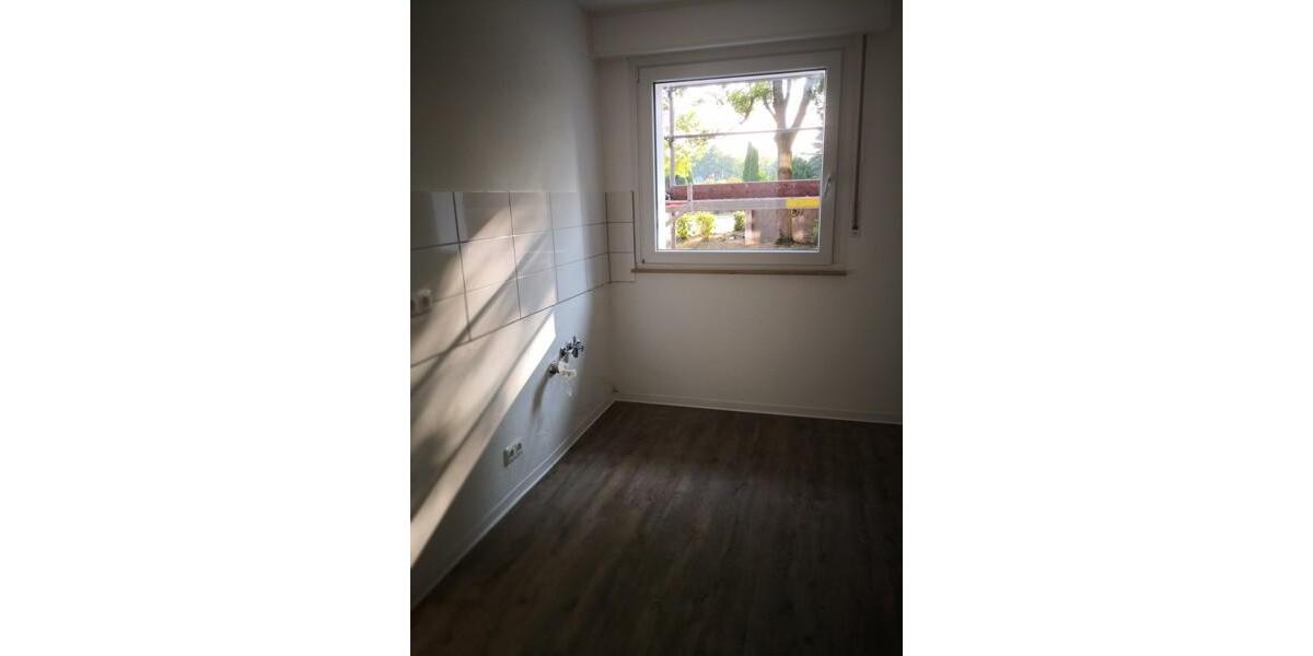 Erdgeschoßwohnung Duisburg Ruhrort - 3 Zimmer, 66 m&sup2;, 558&euro; | Angebot:26334945