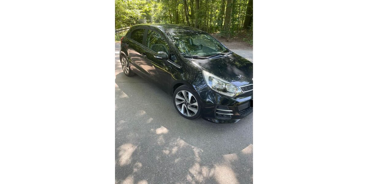 Kia Rio 53.850 km 7.900 &euro; Duisburg 47169