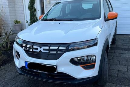 Dacia Spring 37.000 km 11.900 &euro; Oberhausen 46147