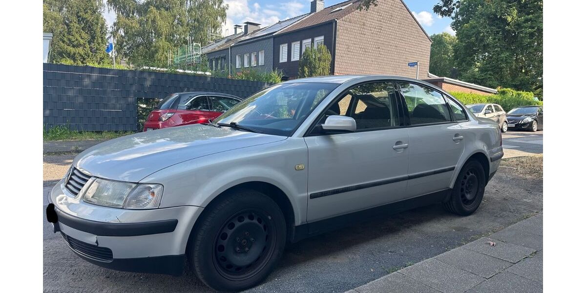 VW Passat 136.523 km 2.290 &euro; Oberhausen 46047