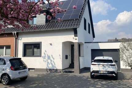 Haus Duisburg Huckingen - 7 Zimmer, 120 m&sup2;, 575.000&euro; | Angebot:26394636