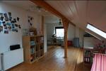 Einfamilienhaus mit Stallungen