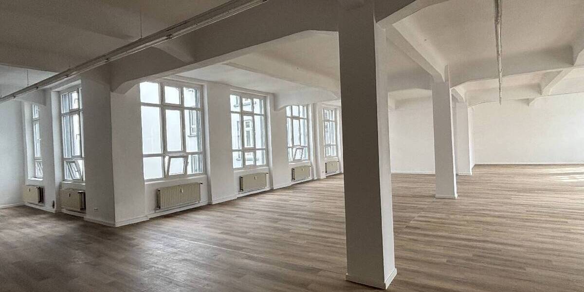 Gewerbeobjekt Krefeld Stadtmitte - 4 Zimmer, 2 m&sup2;, 2.099.000&euro; | Angebot:26376723