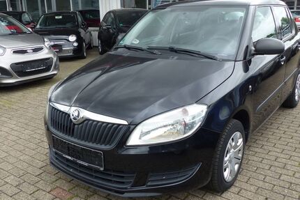 Skoda Fabia 300.000 km 2.500 &euro; Rheinberg 47495
