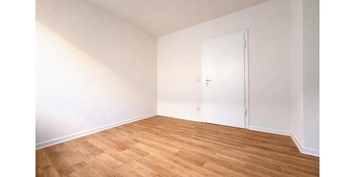 Etagenwohnung Krefeld Cracau - 4 Zimmer, 83 m&sup2;, 664&euro; | Angebot:25491043