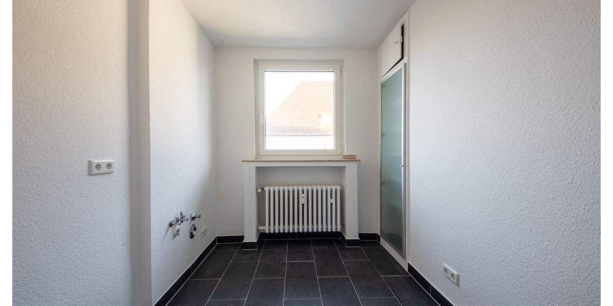 Etagenwohnung Düsseldorf Golzheim - 2 Zimmer, 349.900&euro; | Angebot:25228686