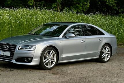 Audi A8 169.000 km 27.800 &euro; Moers 47441