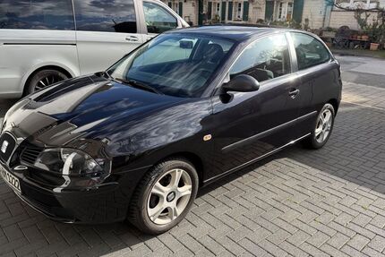 Seat Ibiza 82.000 km 2.500 &euro; Duisburg 47259
