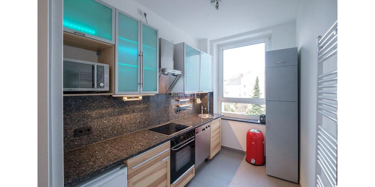 Zoovrt 3Zi komplett sanierte helle Whg Parkett EBK ab Februar zimmer