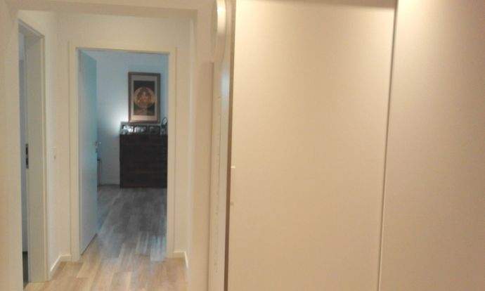 Etagenwohnung Düsseldorf Kaiserswerth - 5 Zimmer, 160 m&sup2;, 2.550&euro; | Angebot:25109283