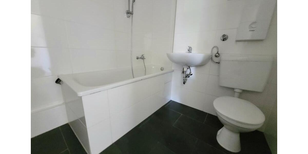 Erdgeschoßwohnung Essen Stadtbezirk VII - 5 Zimmer, 88 m&sup2;, 709&euro; | Angebot:25333063