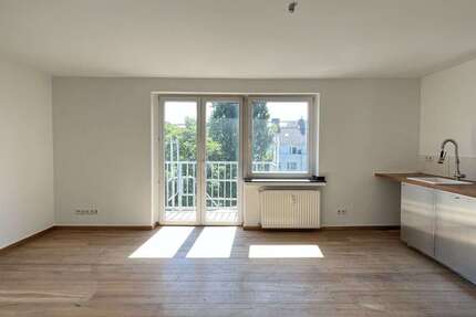 Wohnung zum Kaufen in Düsseldorf 285.000 € 58.86 m² 2 zimmer