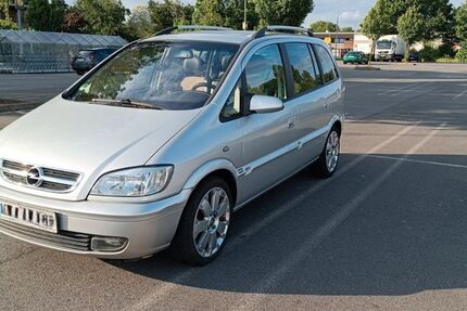 Opel Zafira 162.000 km 2.800 &euro; Krefeld 47809