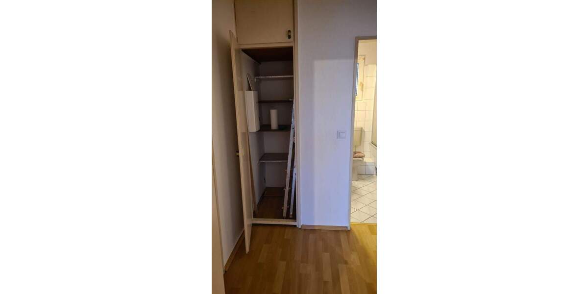 Etagenwohnung Duisburg Wanheim-Angerhausen - 2 Zimmer, 62 m&sup2;, 630&euro; | Angebot:24793186