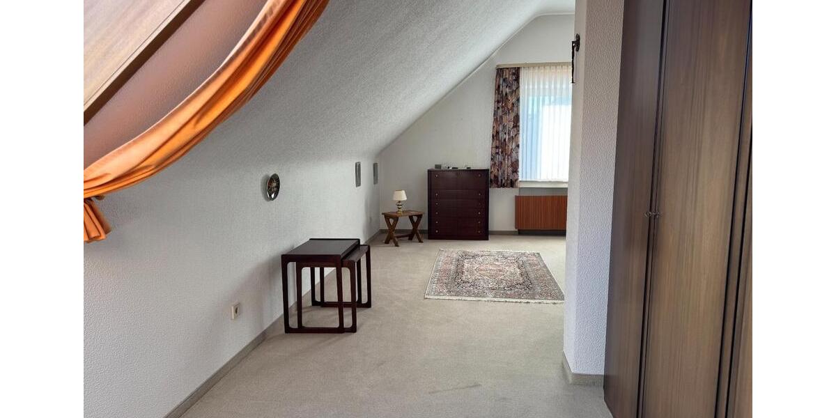 Einfamilienhaus Kaarst - 7 Zimmer, 232 m&sup2;, 940.000&euro; | Angebot:26921795