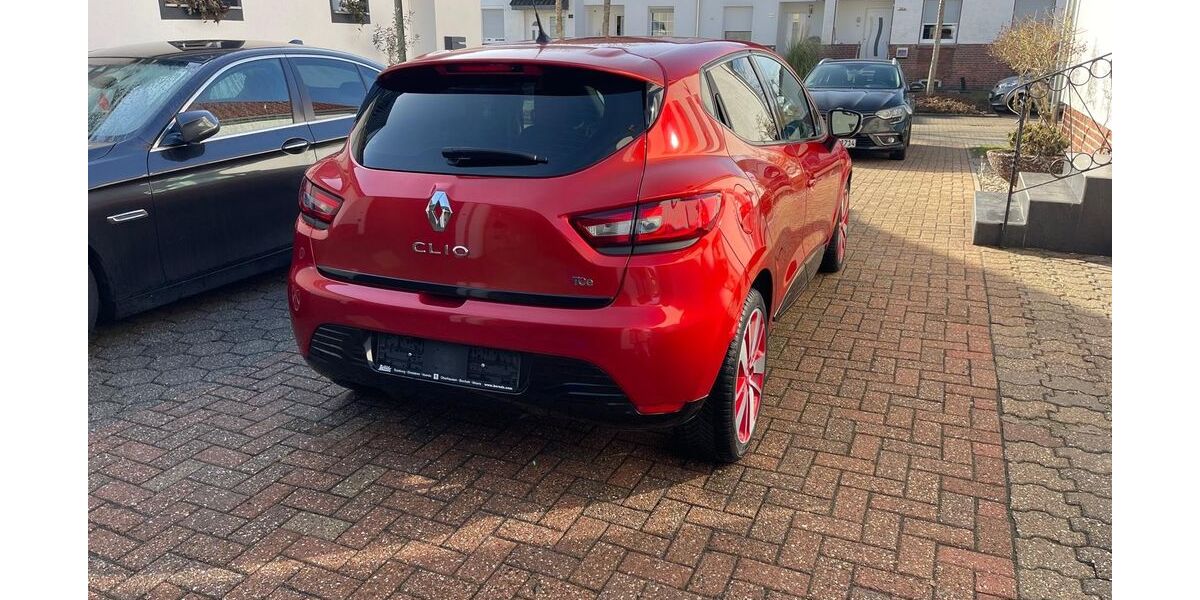 Renault Clio 76.200 km 6.690 &euro; Kamp-Lintfort 47475