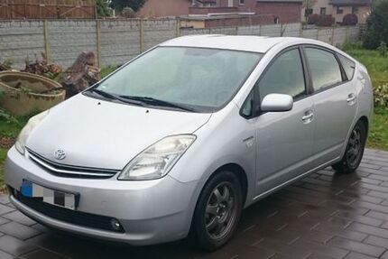 Toyota Prius 250.700 km 5.950 &euro; Meerbusch 40677