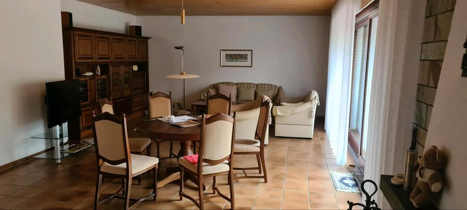 Einfamilienhaus Dinslaken Lohberg - 8 Zimmer, 270 m&sup2;, 670.000&euro; | Angebot:25658334