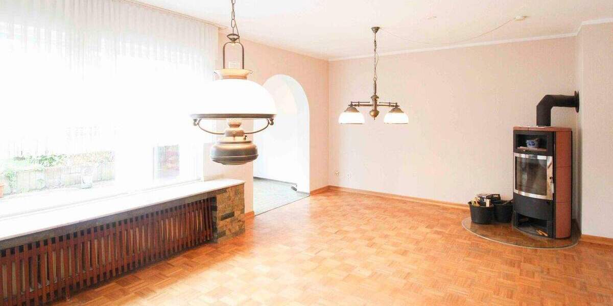 Einfamilienhaus Krefeld Linn - 4 Zimmer, 172.500&euro; | Angebot:25716556