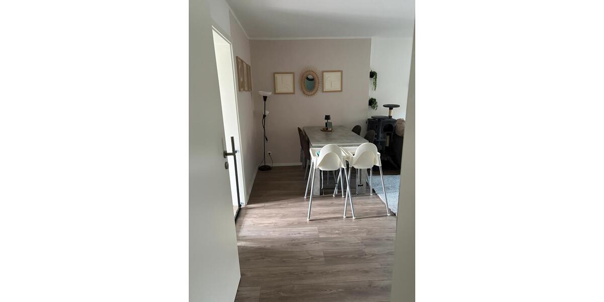 Etagenwohnung Duisburg Beeck - 3.5 Zimmer, 72 m&sup2;, 766&euro; | Angebot:25433293