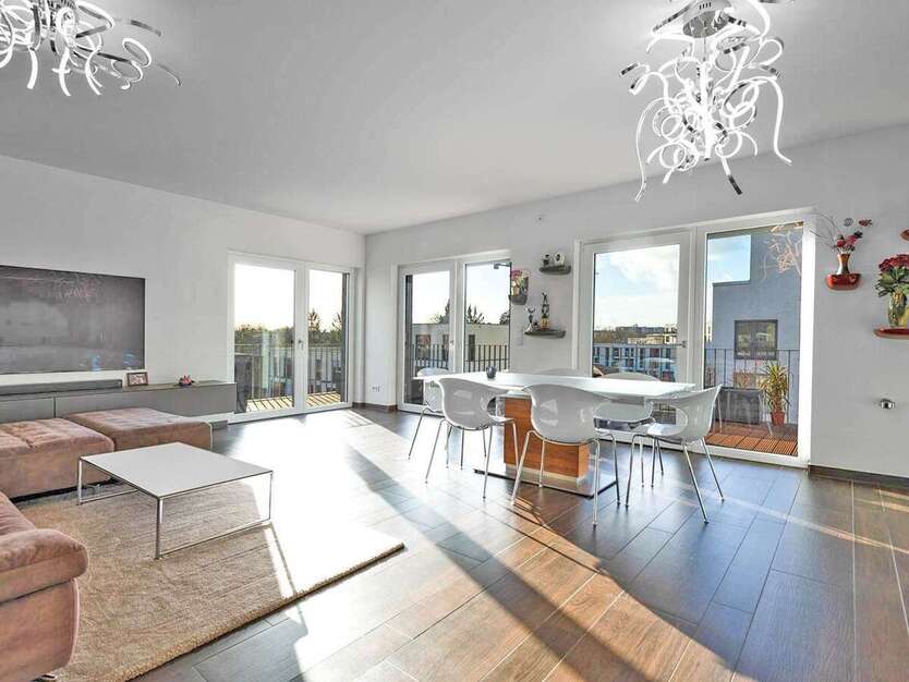 Wohnung zum Mieten in Düsseldorf -Flingern-Nord 3.350 € 142 m² 4 zimmer