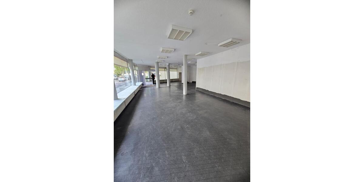 Büro-Gewerbeeinheit mit Gestaltungspotenzial in Duisburg zimmer