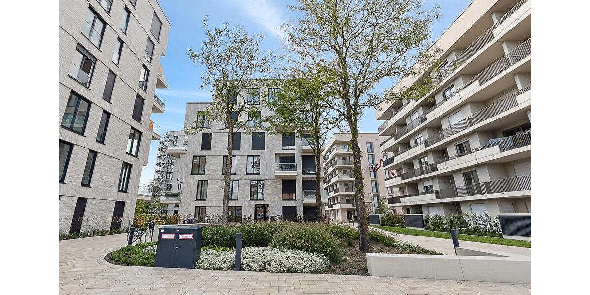 Etagenwohnung Düsseldorf Heerdt - 4 Zimmer, 109 m&sup2;, 1.743&euro; | Angebot:23473295