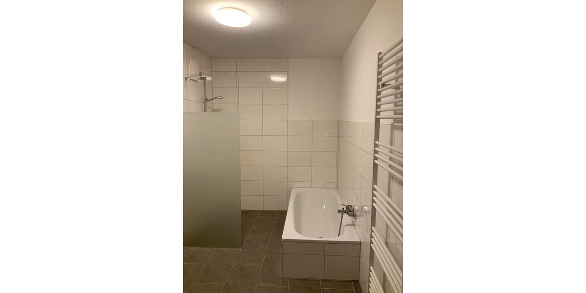 Etagenwohnung Duisburg Walsum - 2 Zimmer, 67 m&sup2;, 388&euro; | Angebot:26341729