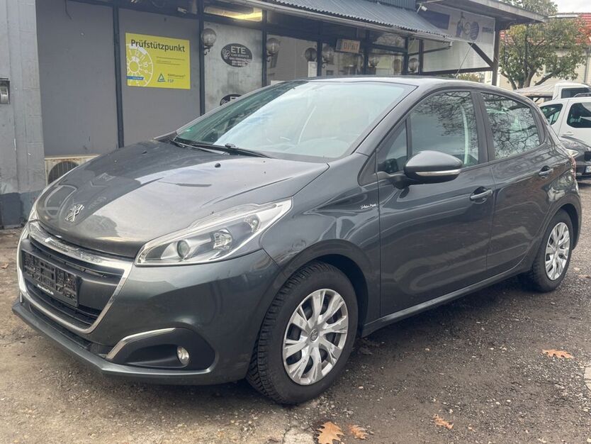 Peugeot 208 165.022 km 2.370 € Moers 47445