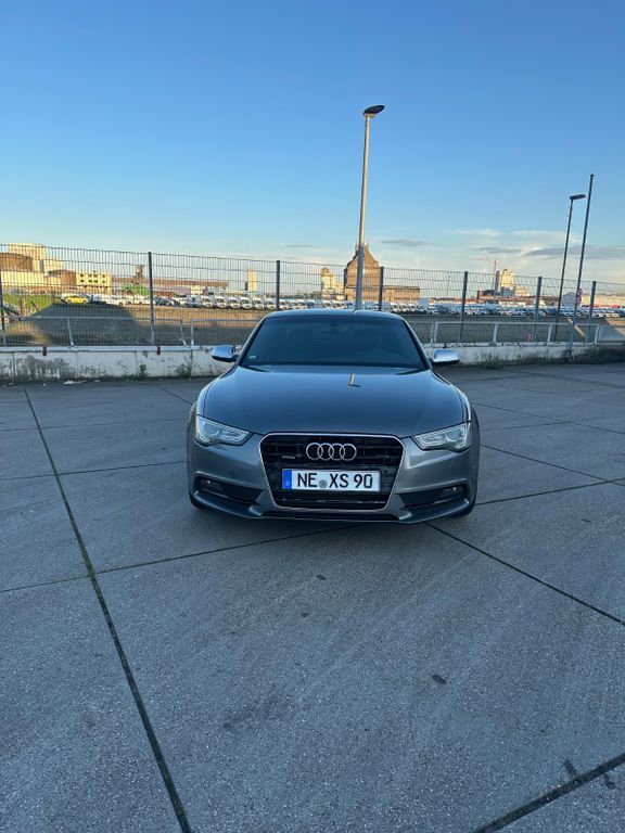 Audi A5 218.000 km 7.800 € Duisburg 47239
