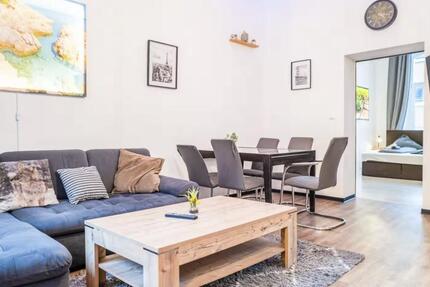 Wohnung Neuss - 4 Zimmer, 80 m&sup2;, 1.000&euro; | Angebot:25510490