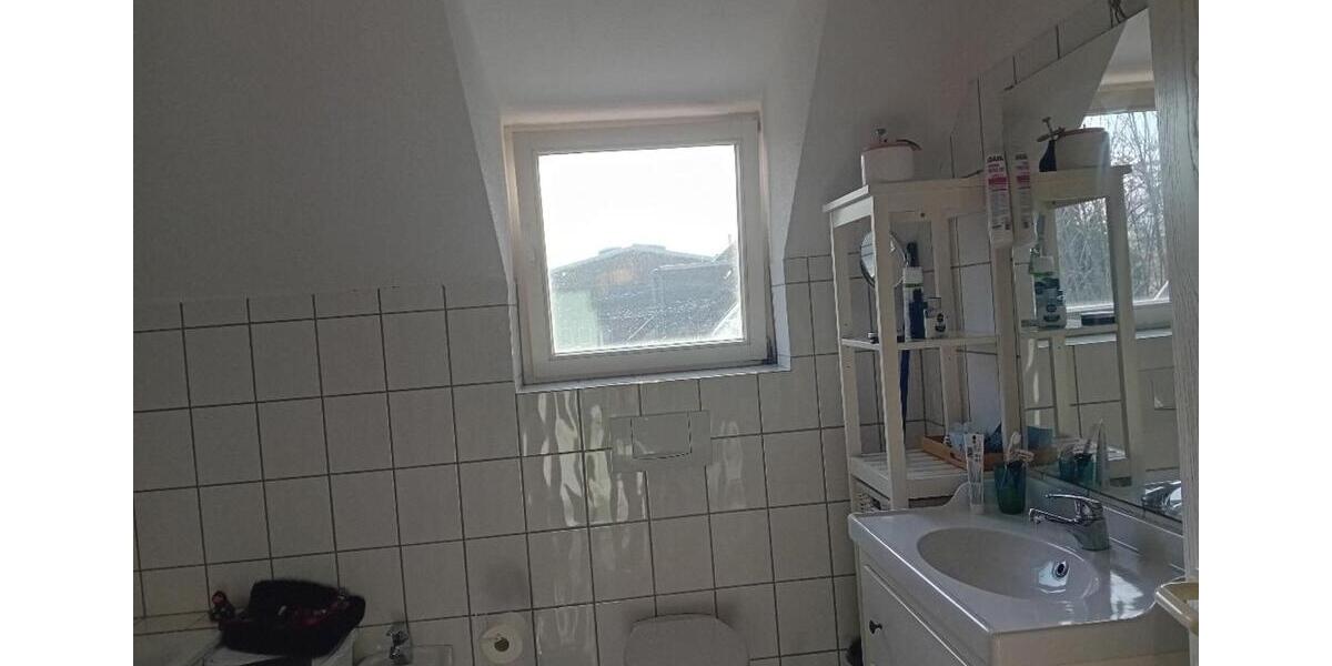 Dachgeschoßwohnung Oberhausen - 3.5 Zimmer, 100 m&sup2;, 195.555&euro; | Angebot:24979111