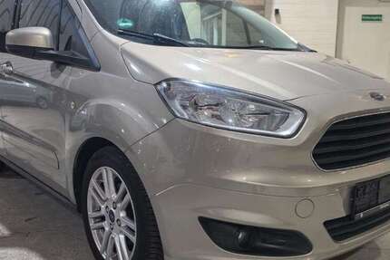 Ford Tourneo Courier 82.183 km 10.500 &euro; Voerde 46562