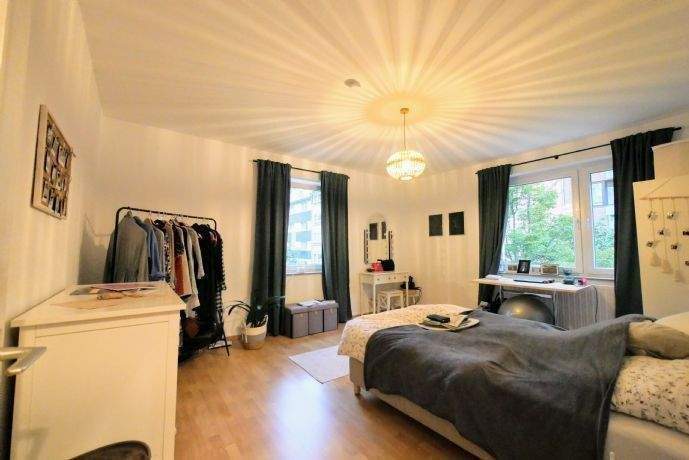 Etagenwohnung Düsseldorf Stadtmitte - 1 Zimmer, 50 m&sup2;, 700&euro; | Angebot:25278878