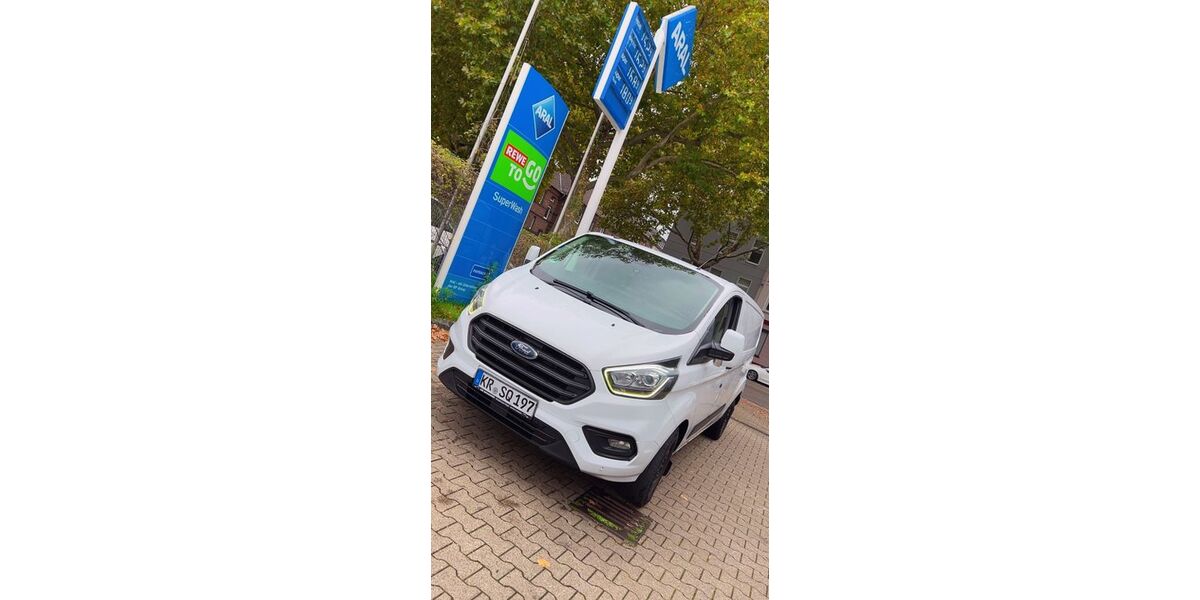 Ford Transit Custom 255.800 km 8.499 &euro; Krefeld 47799