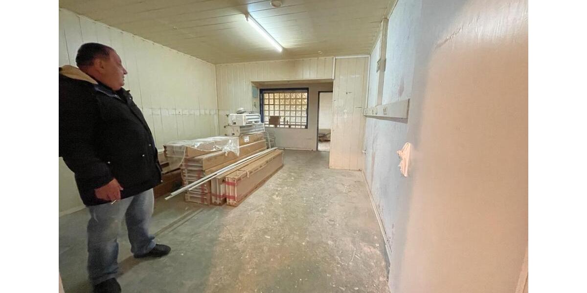 Geschäfts- Büro und Lagerfläche zu vermieten in Oberhausen zimmer