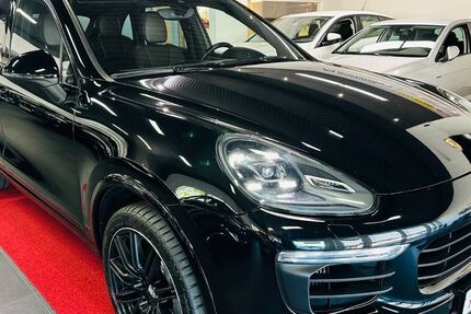 Porsche Cayenne 163.000 km 36.870 &euro; Oberhausen 46049