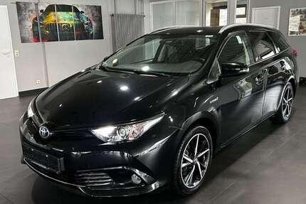 Toyota Auris 40.000 km 16.950 &euro; Kamp Lintfort 47475