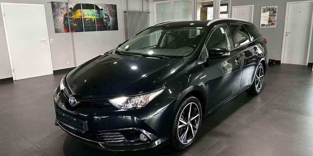 Toyota Auris 40.000 km 16.950 &euro; Kamp Lintfort 47475