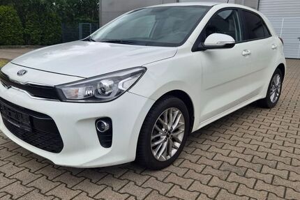 Kia Rio 50.232 km 9.799 &euro; Essen 45329