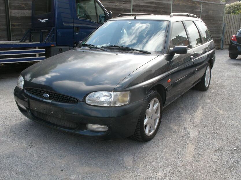 Ford Escort 90.491 km 1.850 € Viersen 41747