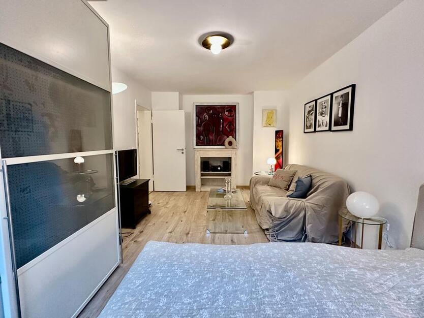 Essen Innenstadt: Stilvoll wohnen – gehobener, vollmöblierter Erstbezug zimmer