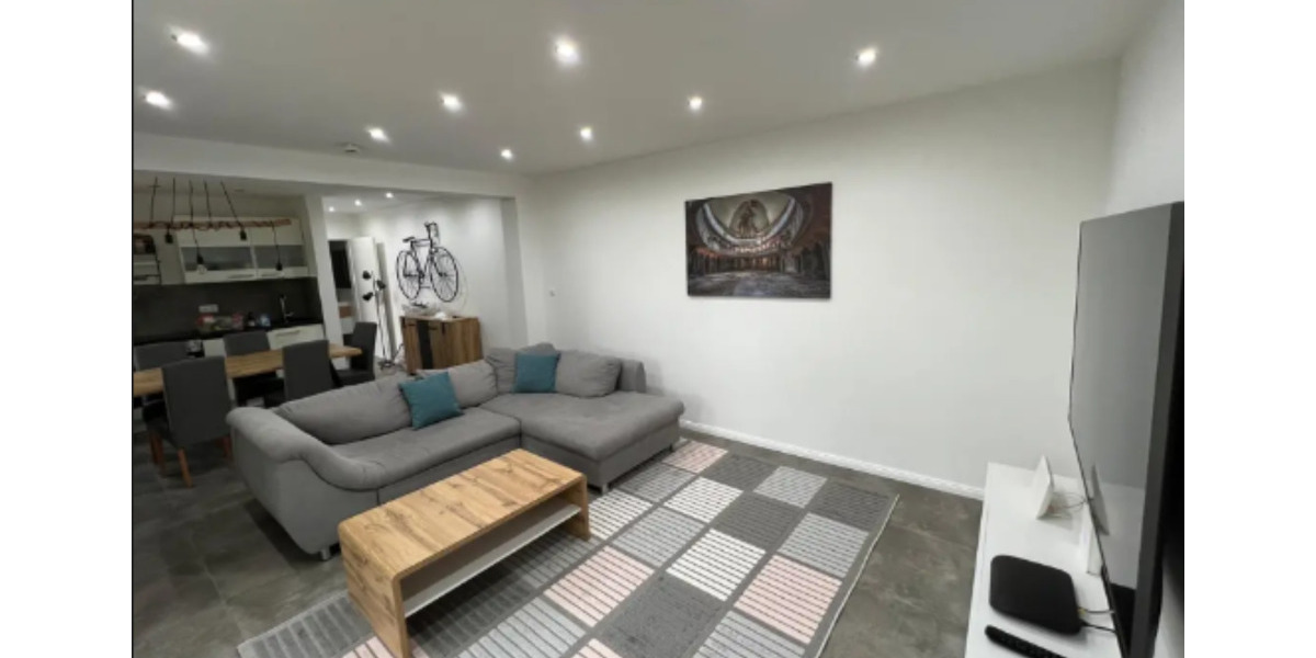 Kleines möbliertes Haus mit Garten - im Zentrum Oberhausen ! 2 zimmer