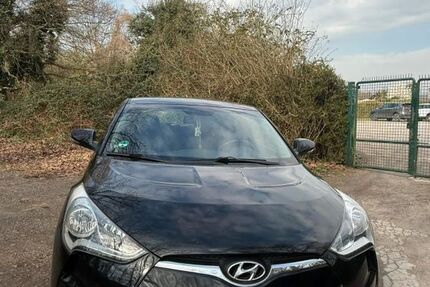 Hyundai Veloster 209.000 km 5.300 &euro; Duisburg 47167