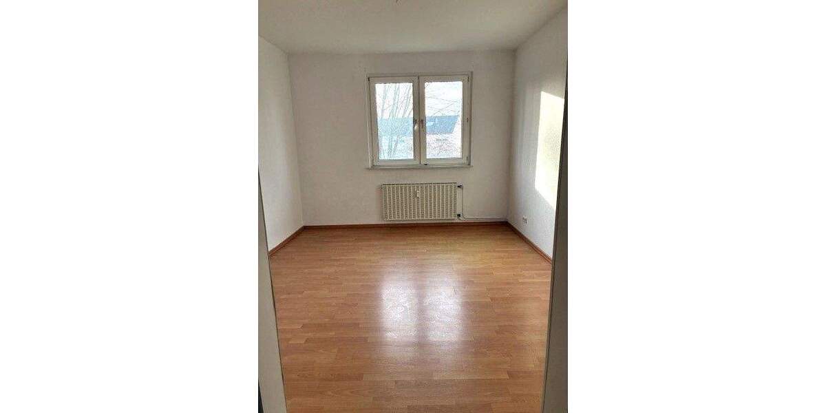 Etagenwohnung Gelsenkirchen Scholven - 3 Zimmer, 61 m&sup2;, 399&euro; | Angebot:25745560