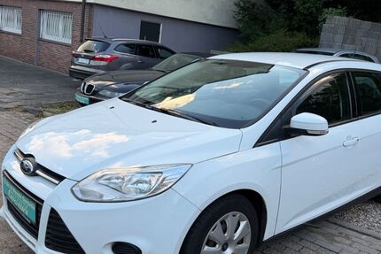 Ford Focus 180.000 km 3.999 &euro; Essen 45355