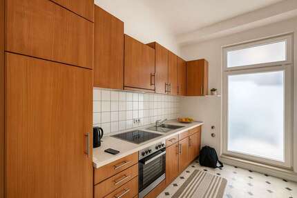 Wohnung zum Kaufen in Düsseldorf 255.900 € 75.28 m²