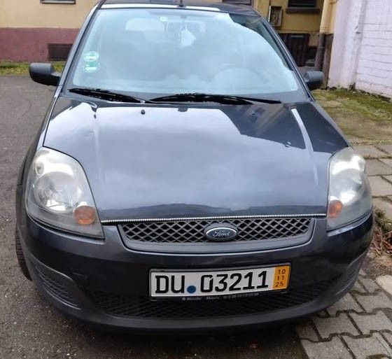 Ford Fiesta 158.000 km 1.100 &euro; duisburg 47055