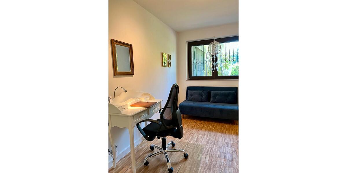 Erdgeschoßwohnung Düsseldorf Stadtbezirk 8 - 3.5 Zimmer, 102 m&sup2;, 1.800&euro; | Angebot:26395397