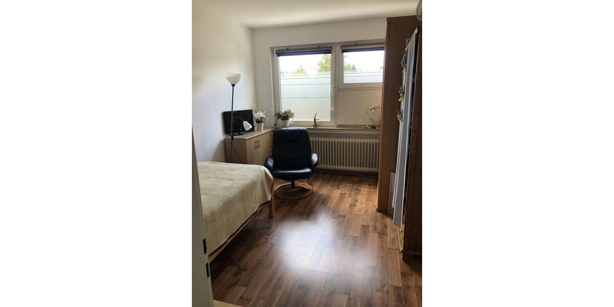 Reihenmittelhaus Krefeld Forstwald - 4 Zimmer, 100 m&sup2;, 299.000&euro; | Angebot:26424396